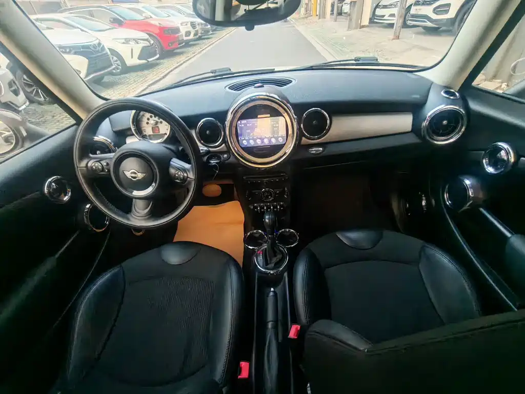 MINI Mini Clubman — миниатюра 6