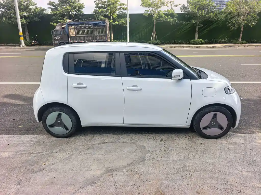 Ora Ora White Cat — миниатюра 4