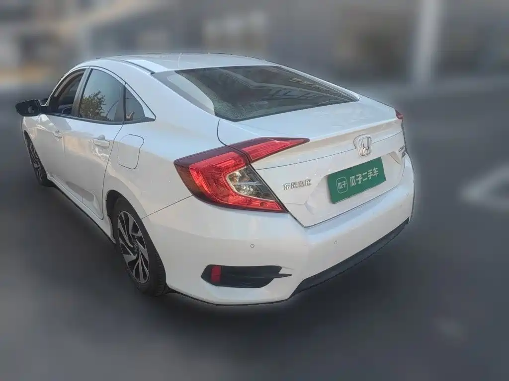Honda Civic — миниатюра 25