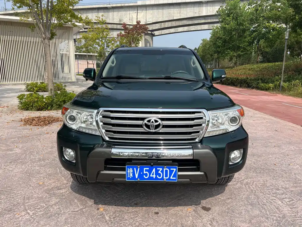 Toyota Land Cruiser — миниатюра 8