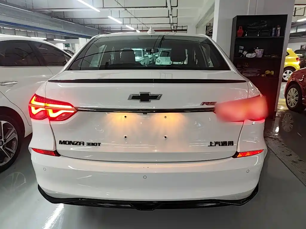 Chevrolet Monza — миниатюра 6