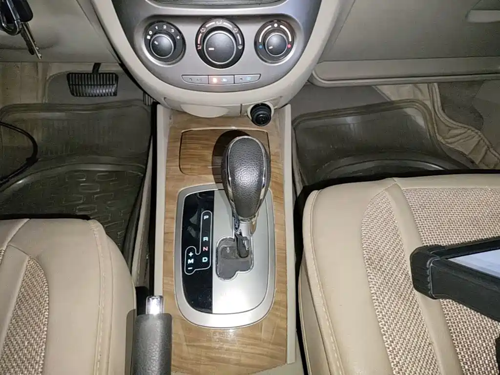 Buick Excelle — миниатюра 14