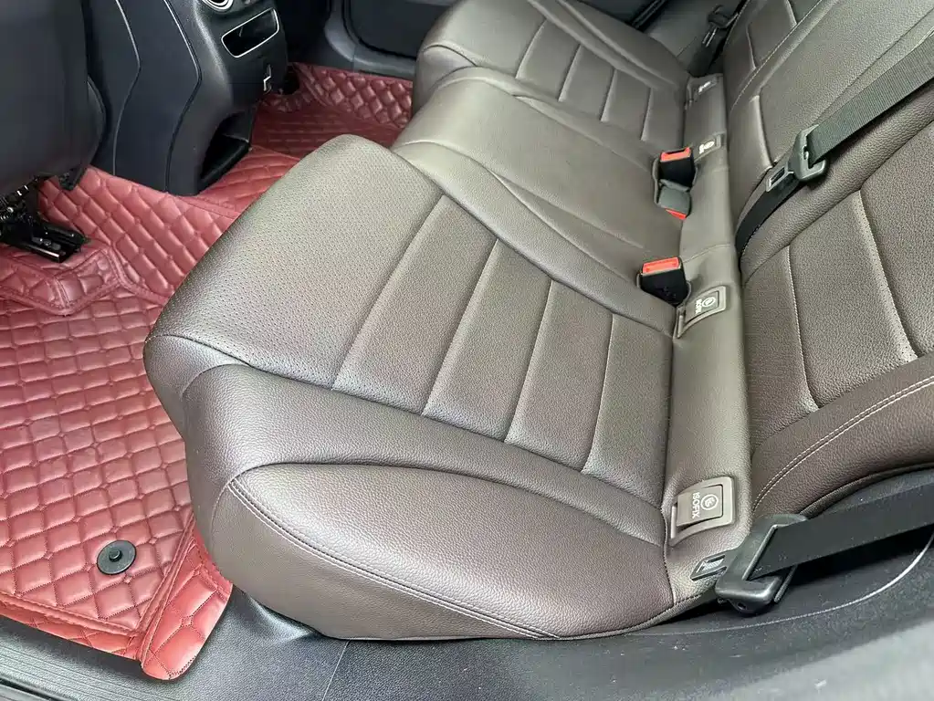 Mercedes-Benz GLC — миниатюра 16
