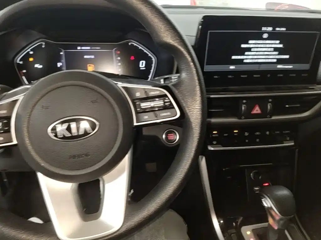 Kia K3 — миниатюра 10