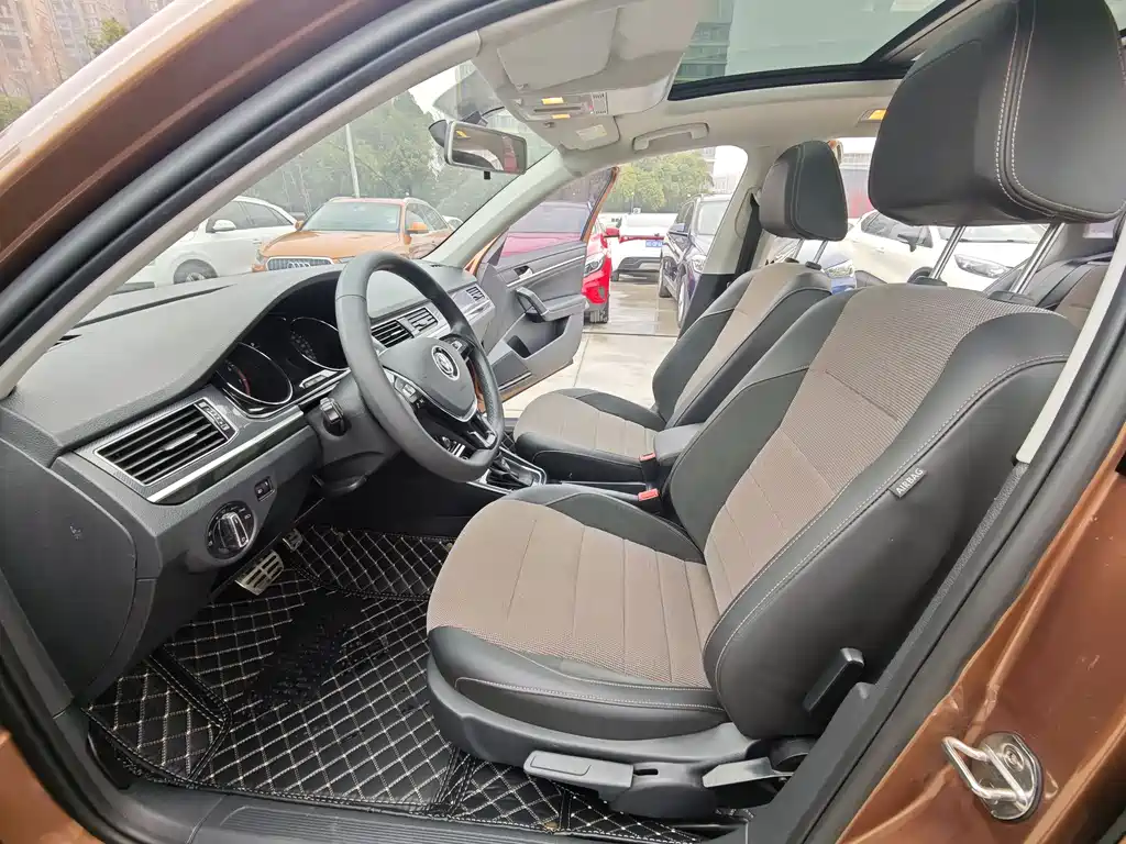 VOLKSWAGEN C TREK WEI COLLAR