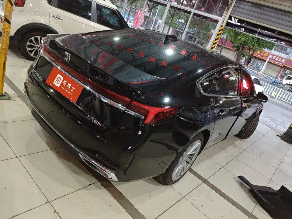 Buick LaCrosse — миниатюра 2
