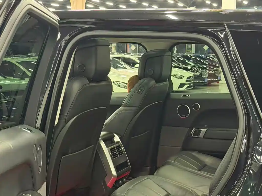 Land Rover Sport — миниатюра 7