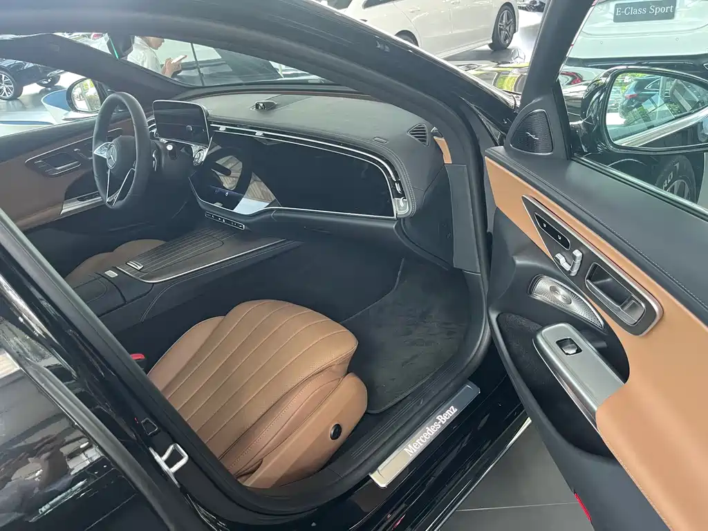 Mercedes-Benz E-Class E 2026 E 300 L Luxury