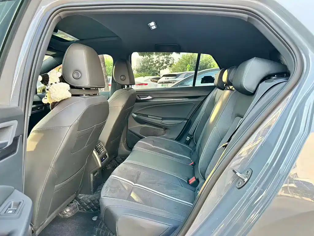 Volkswagen Golf — миниатюра 6