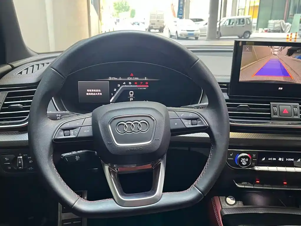 Audi Q5L — миниатюра 12