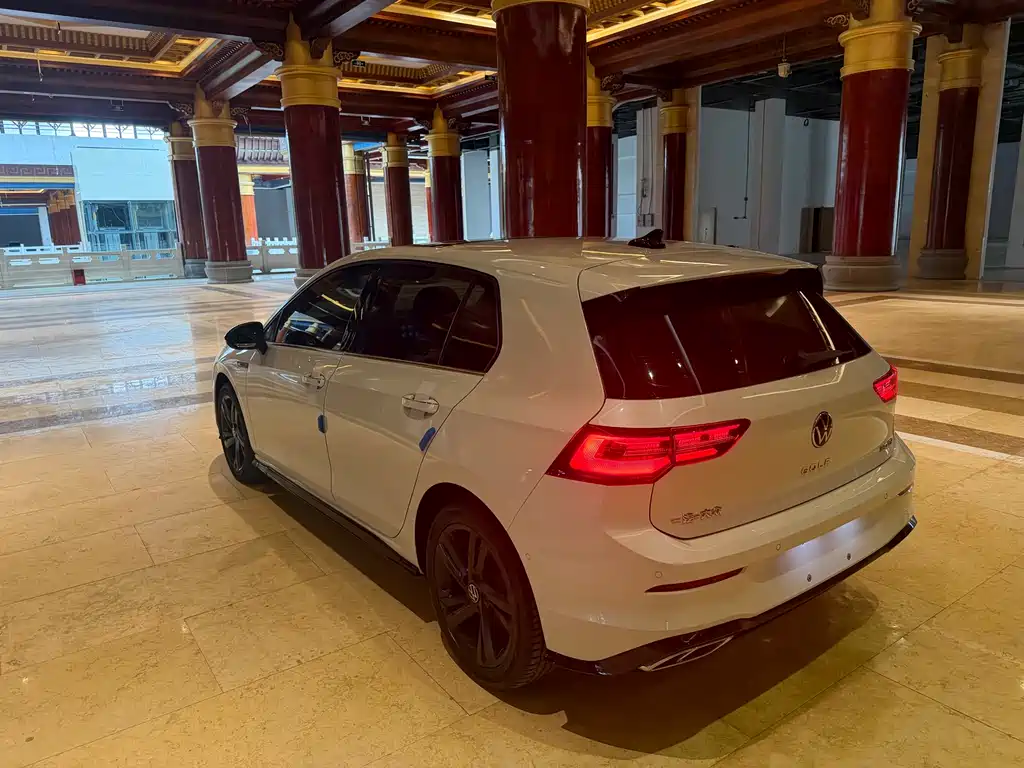 Volkswagen Golf 2023 280TSI DSG R-Line