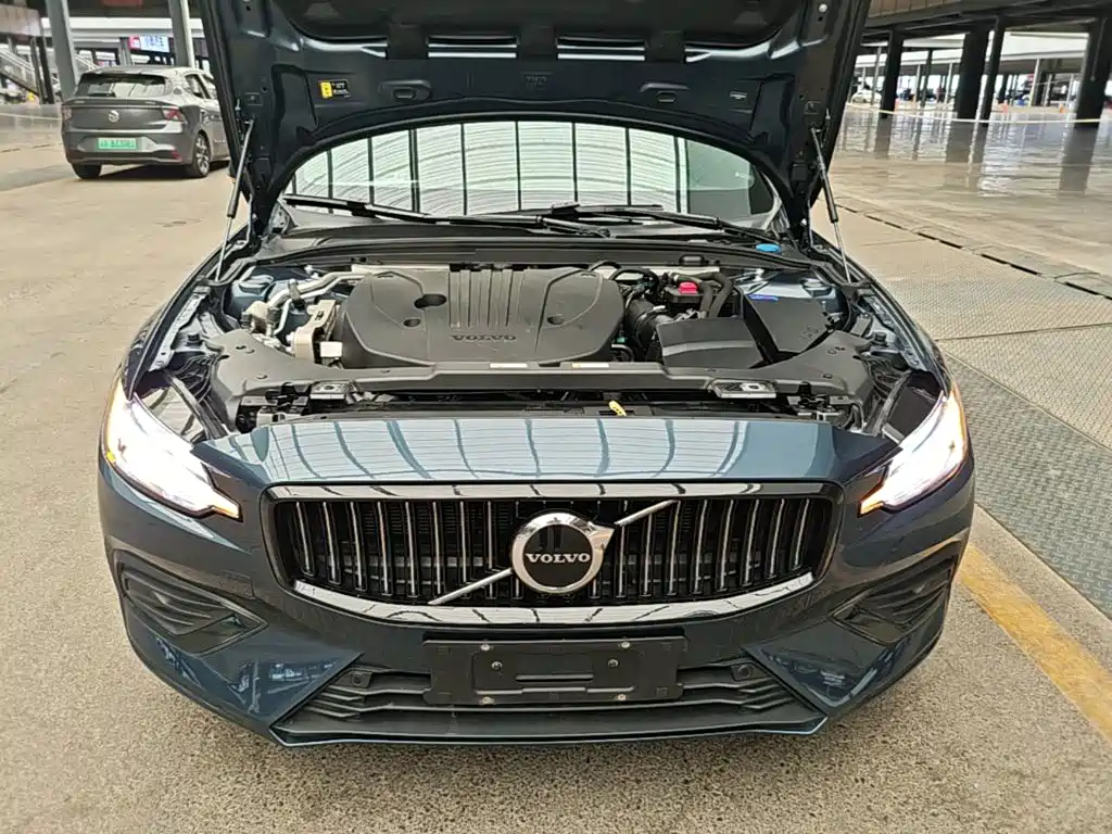 Volvo S60 — миниатюра 20