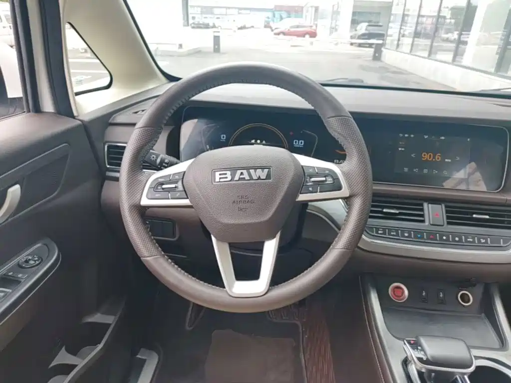 BAW Ruisheng Ace M7 — миниатюра 11