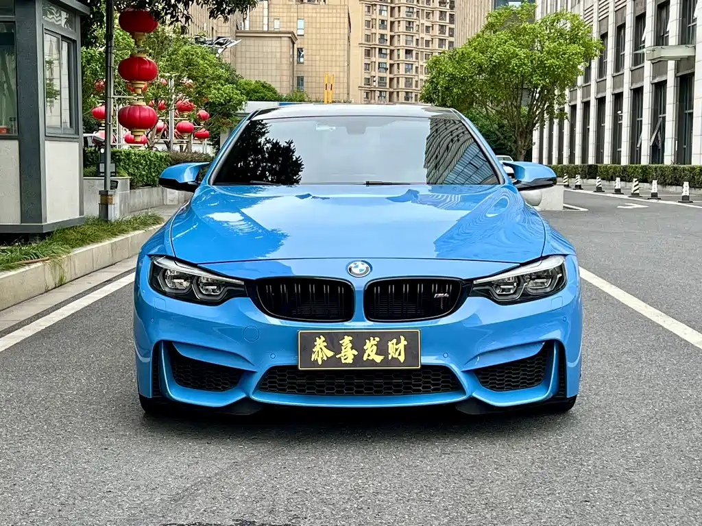BMW M4 — миниатюра 2