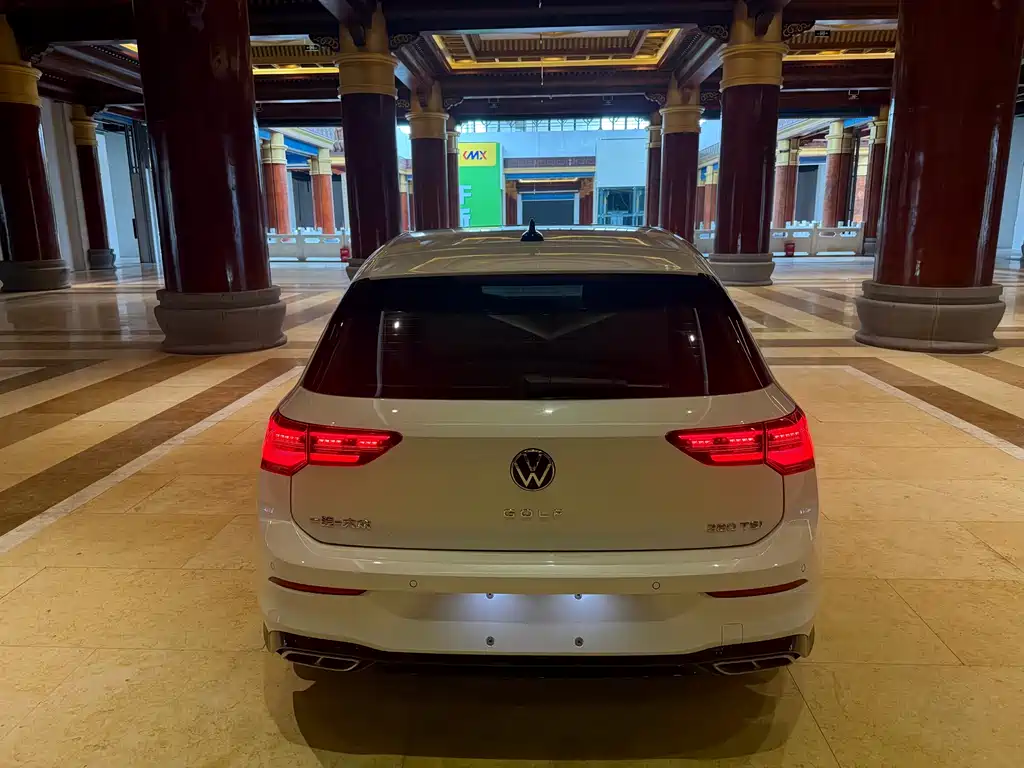 Volkswagen Golf 2023 280TSI DSG R-Line