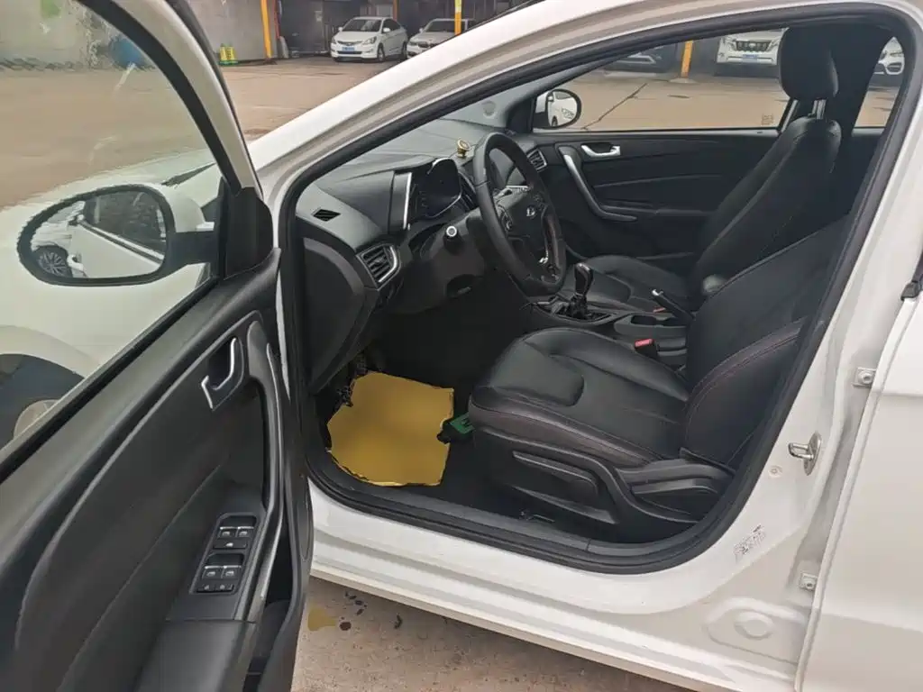 Chery Arrizo 5 — миниатюра 16