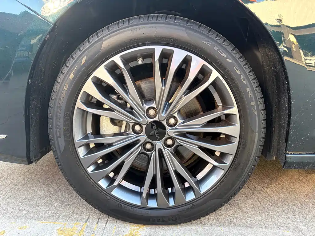 Dongfeng Aeolus Yixuan Max MAX 2021 1.5T