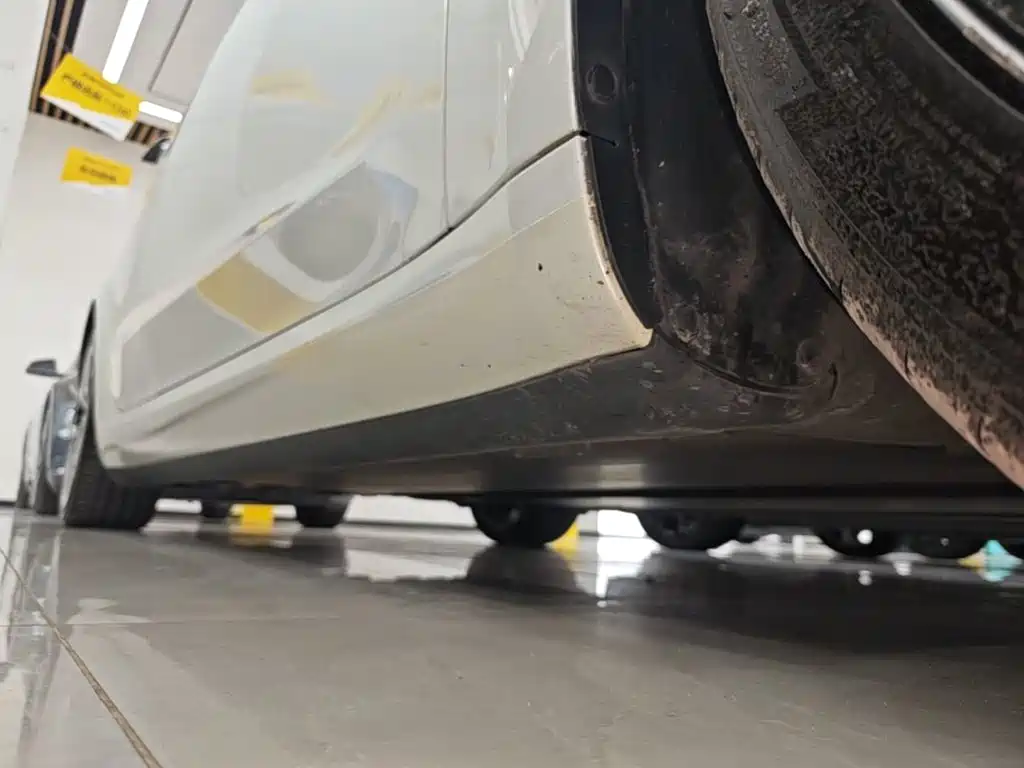 Tesla Model 3 — миниатюра 21