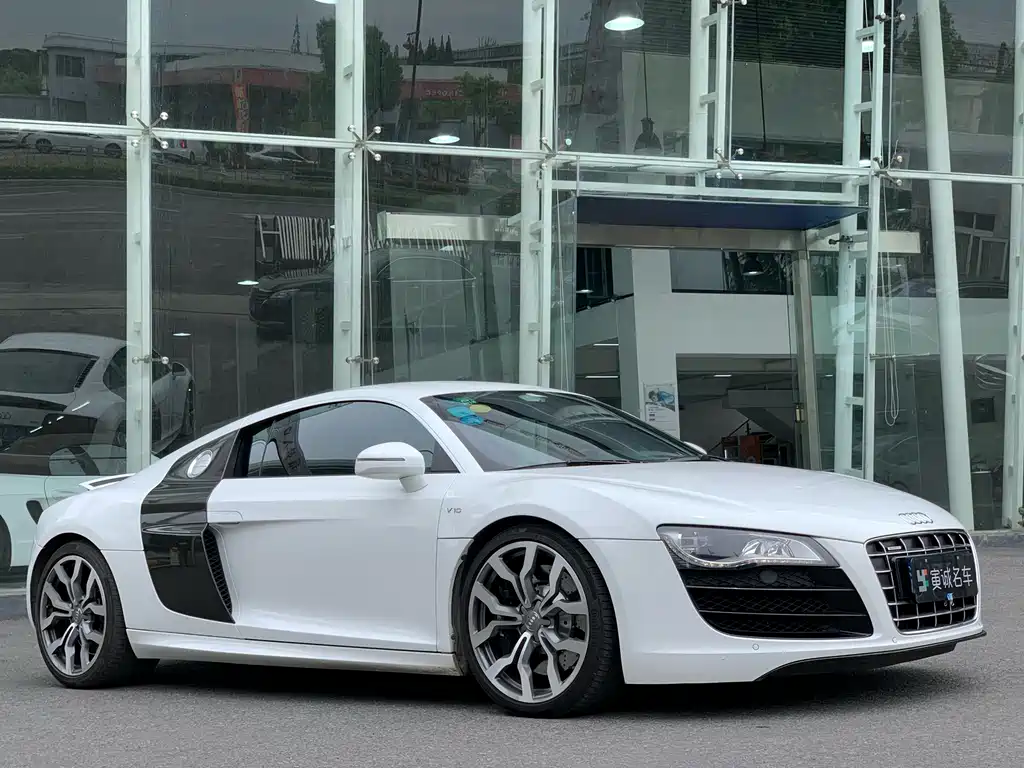 Audi R8 2010 5.2 FSI quattro