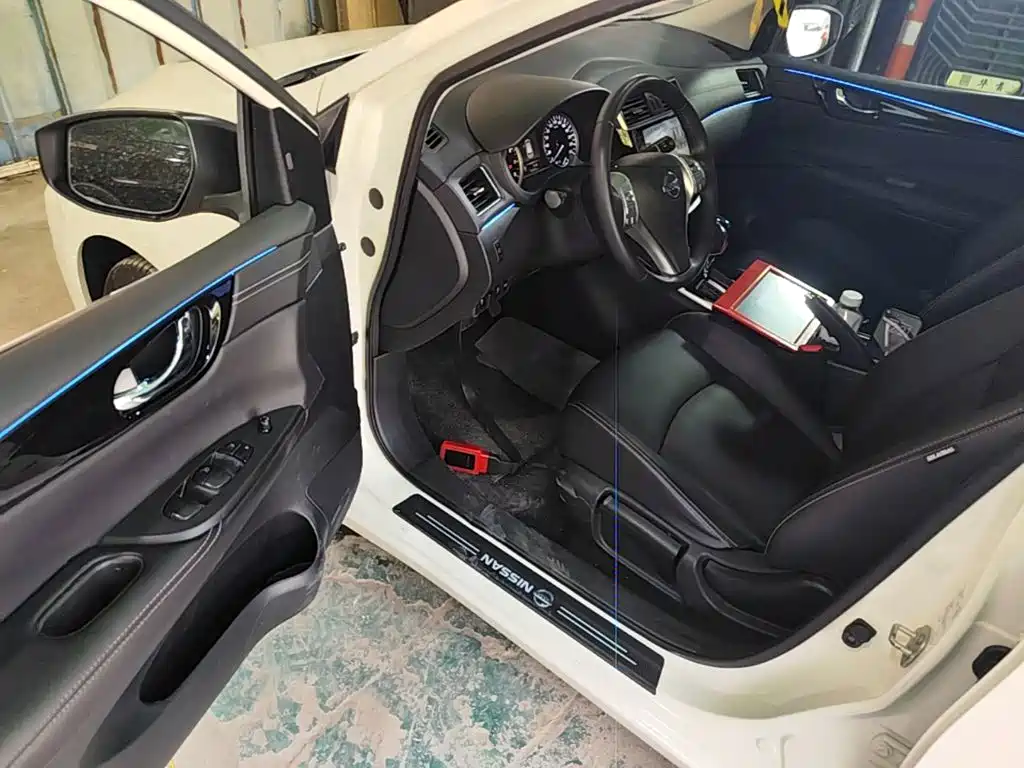 Nissan Tiida — миниатюра 16