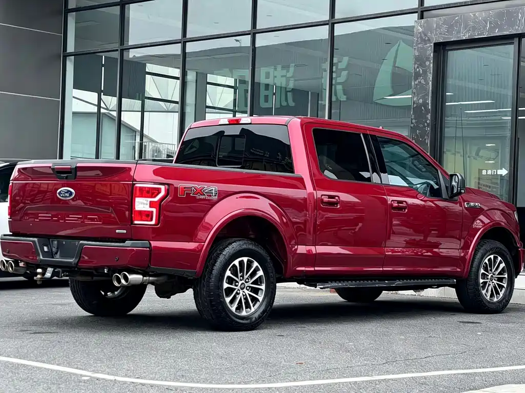 Ford F-150 Raptor — миниатюра 7