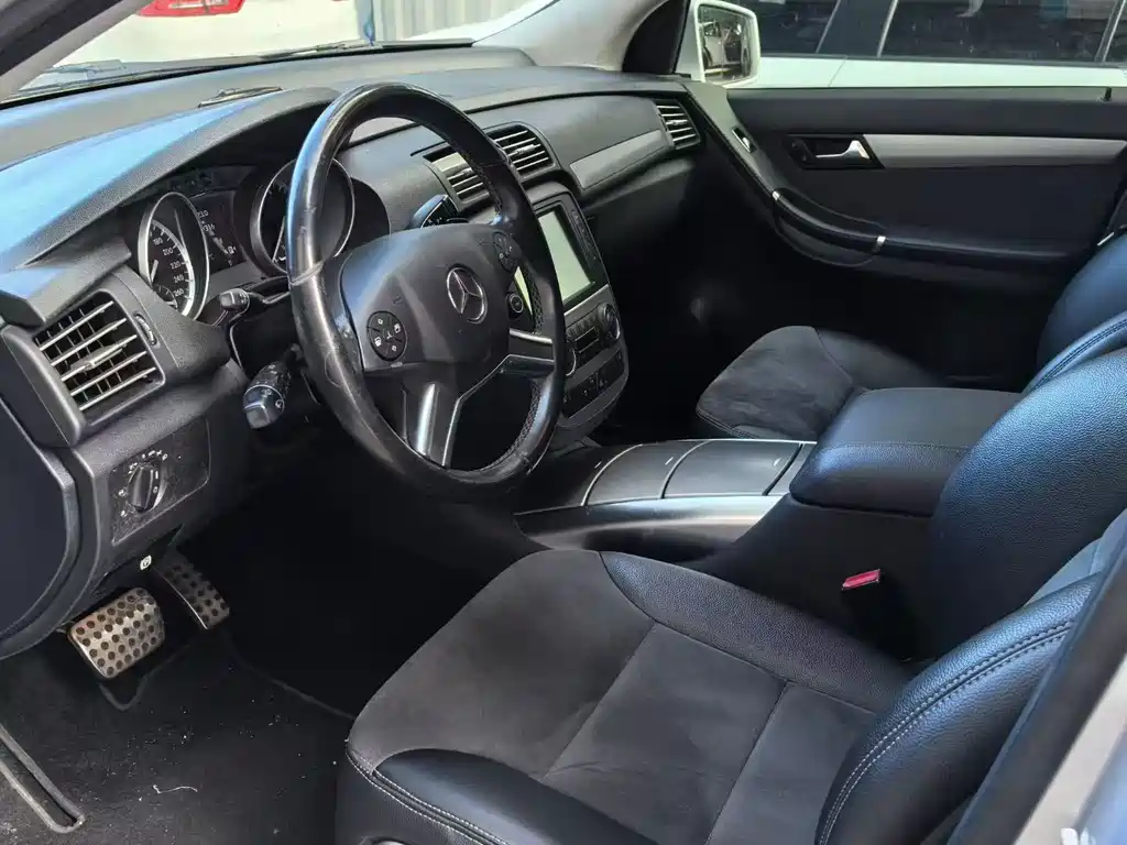 MERCEDES-BENZ R CLASS