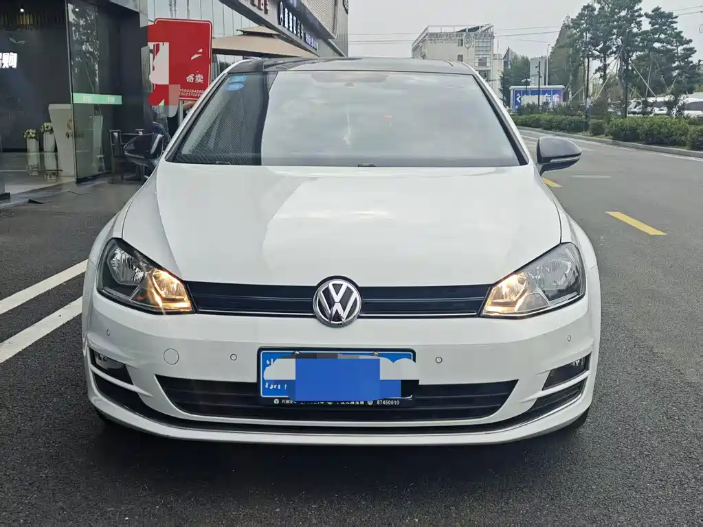 Volkswagen Golf — миниатюра 2