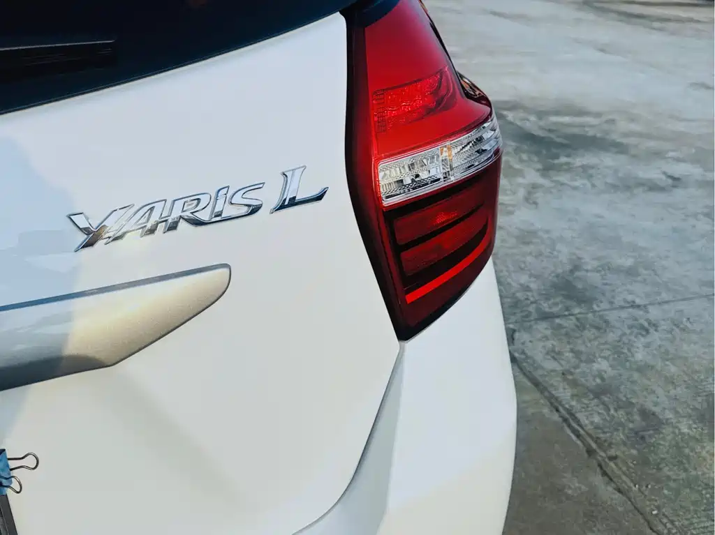 Toyota Yaris L — миниатюра 7