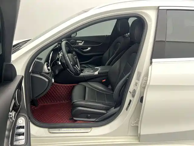 Mercedes-Benz C-Class (Import) — миниатюра 4