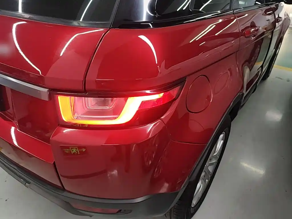 Land Rover Evoque — миниатюра 8