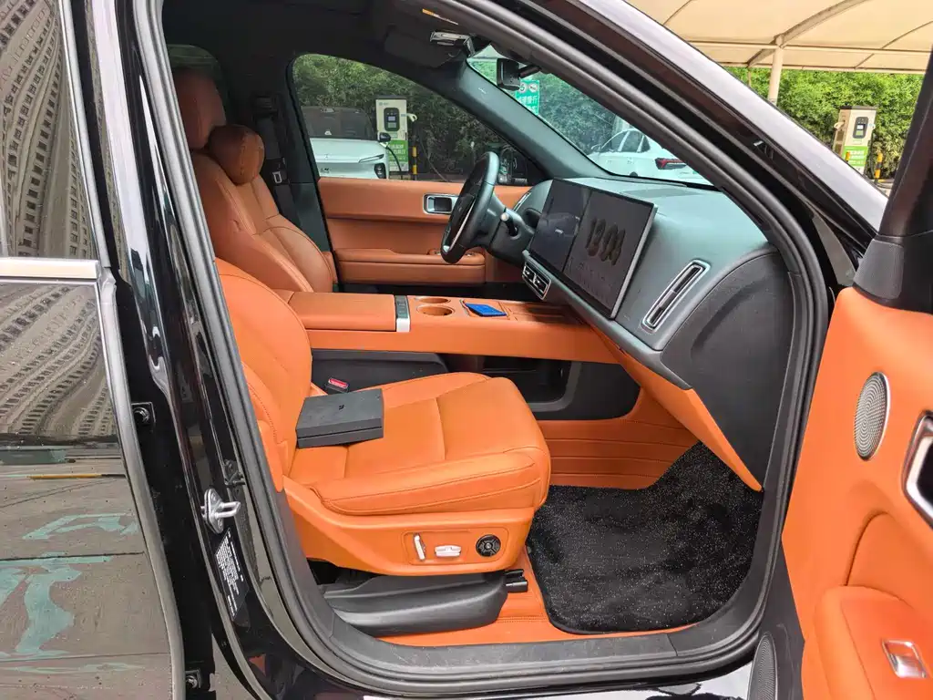 Li Auto L6 2024 Pro