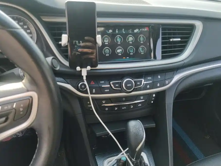 Buick Excelle — миниатюра 13