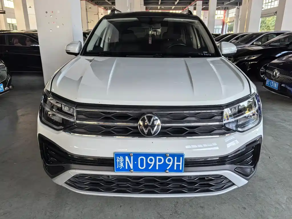 VOLKSWAGEN TUYUE