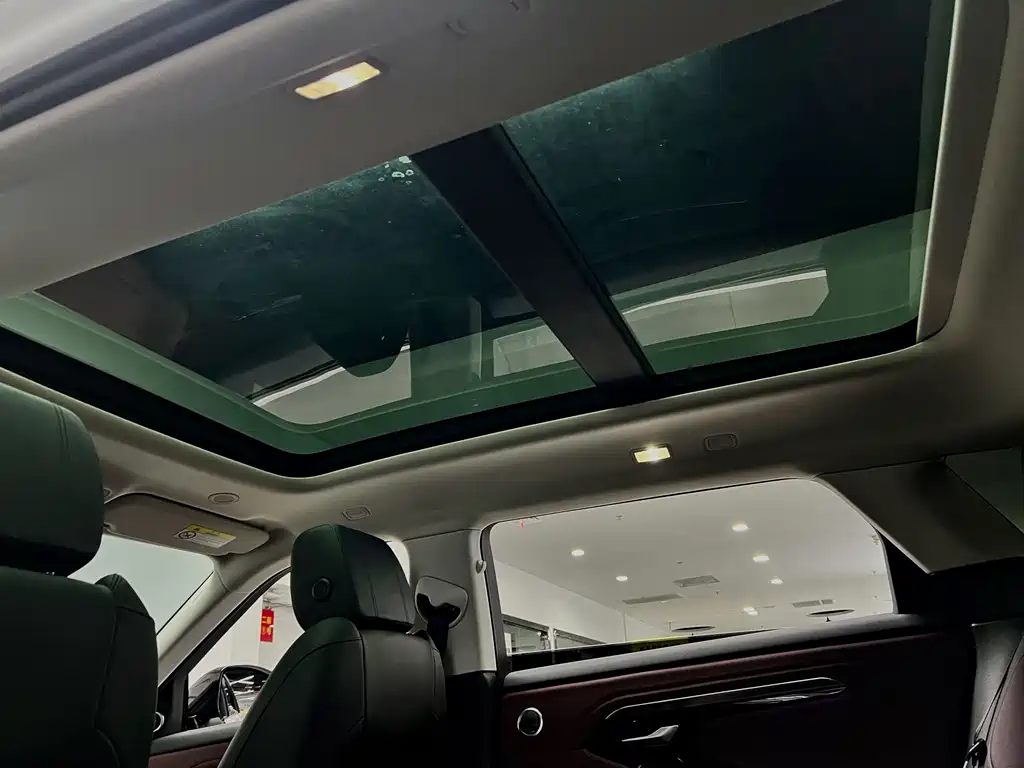 Land Rover Evoque — миниатюра 33
