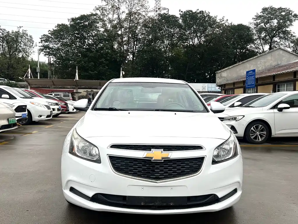 Chevrolet Cruze — миниатюра 2