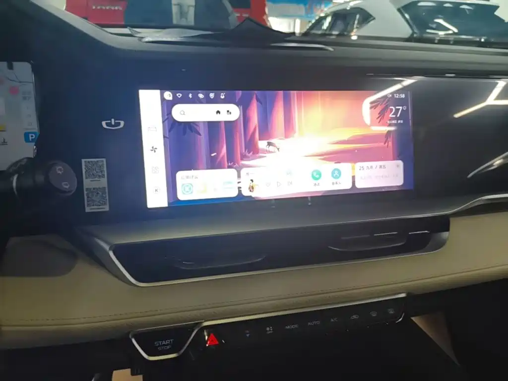 Geely Xingyue L — миниатюра 13