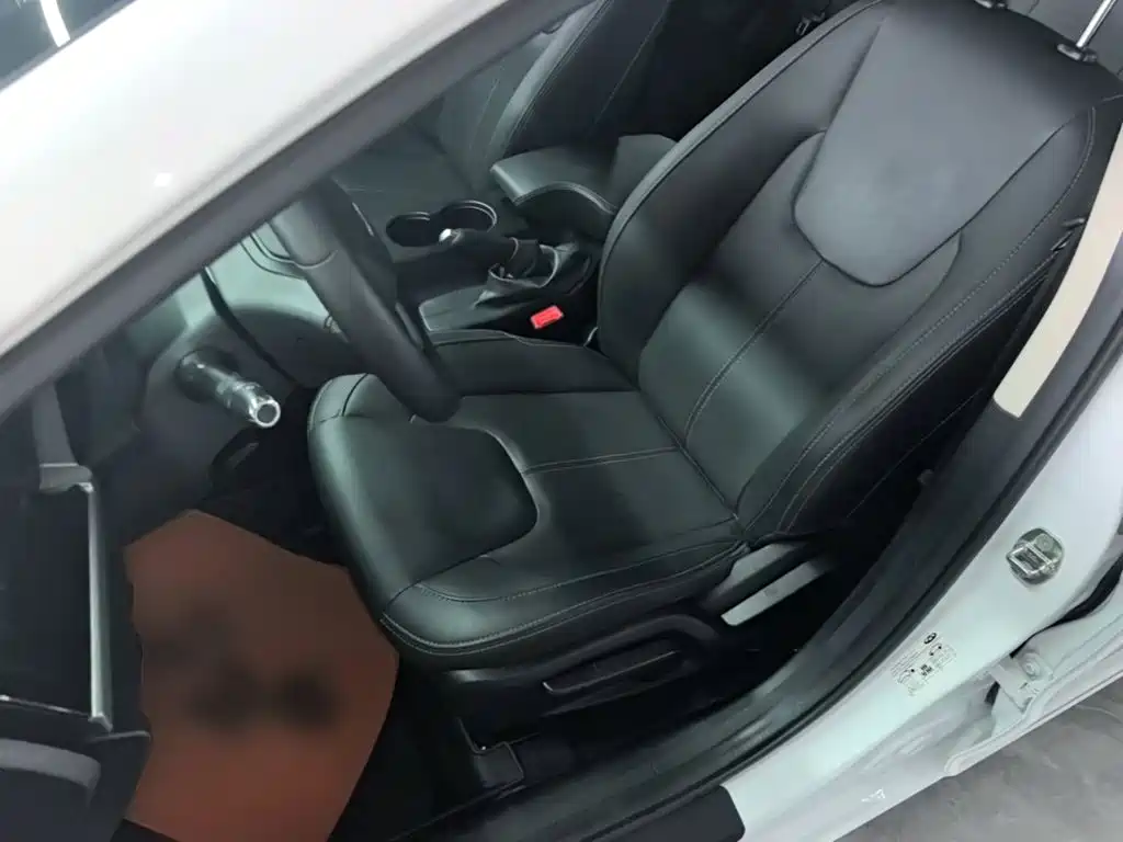Chery Arrizo 5 — миниатюра 15