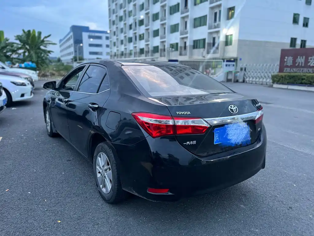 Toyota Corolla — миниатюра 9