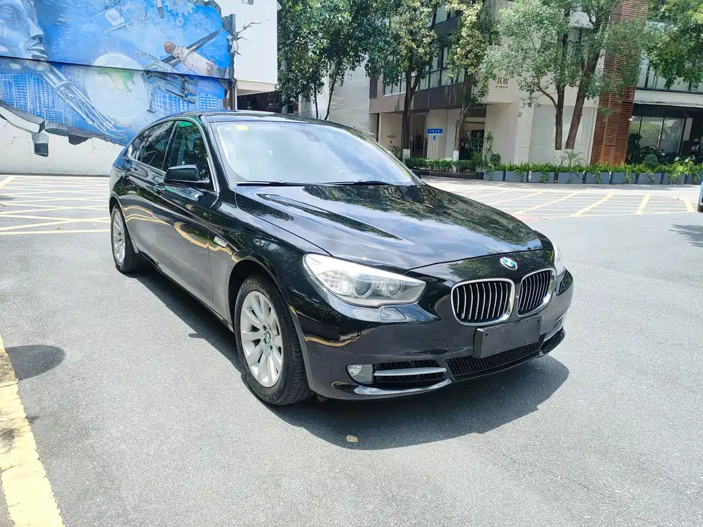 BMW 5 Series GT 5 GT 2010 535i Luxury