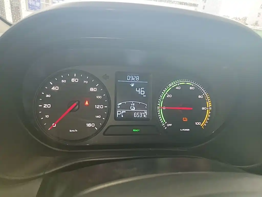 Roewe Clever — миниатюра 12