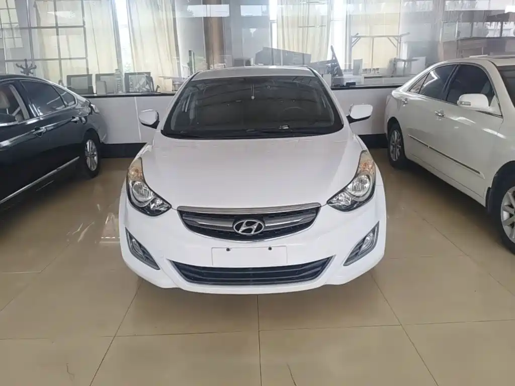 Hyundai Elantra Langdong — миниатюра 3