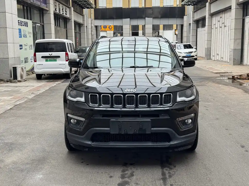Jeep Compass — миниатюра 2