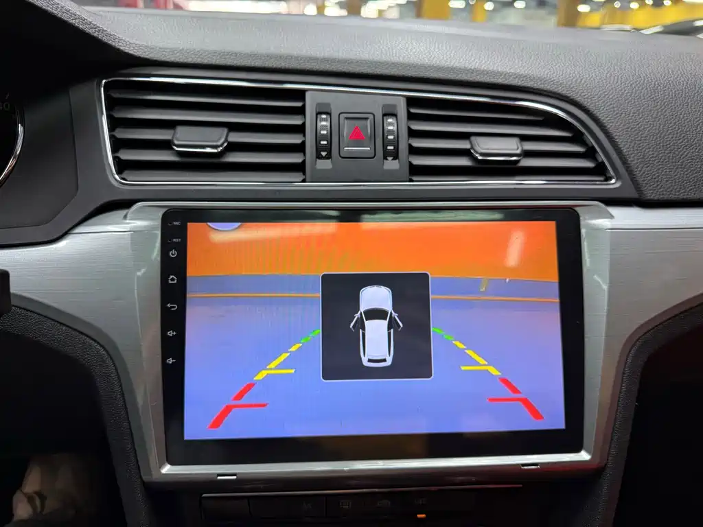 Volkswagen Lamando — миниатюра 18