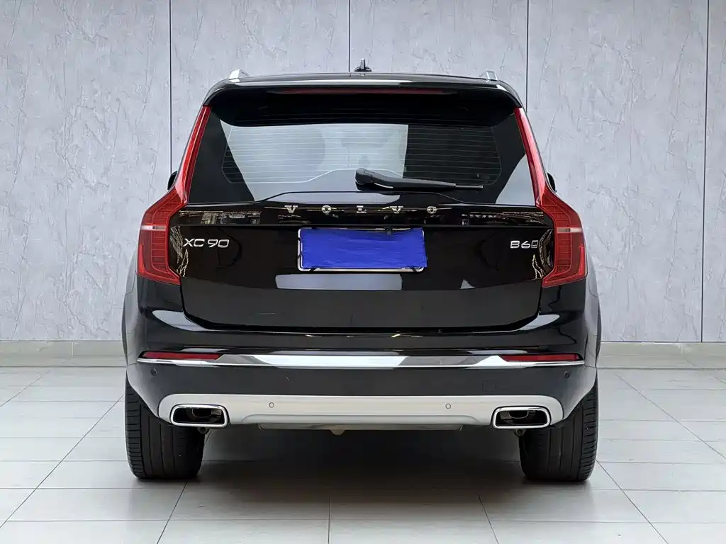 Volvo XC90 — миниатюра 10