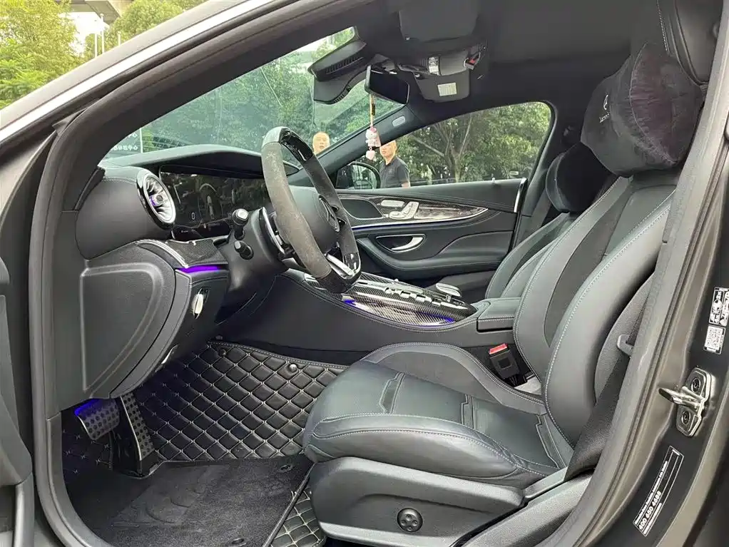 MERCEDES-BENZ AMG GT