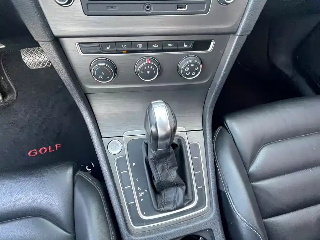 Volkswagen Golf — миниатюра 15