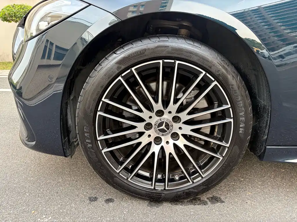 Mercedes-Benz C-Class — миниатюра 17