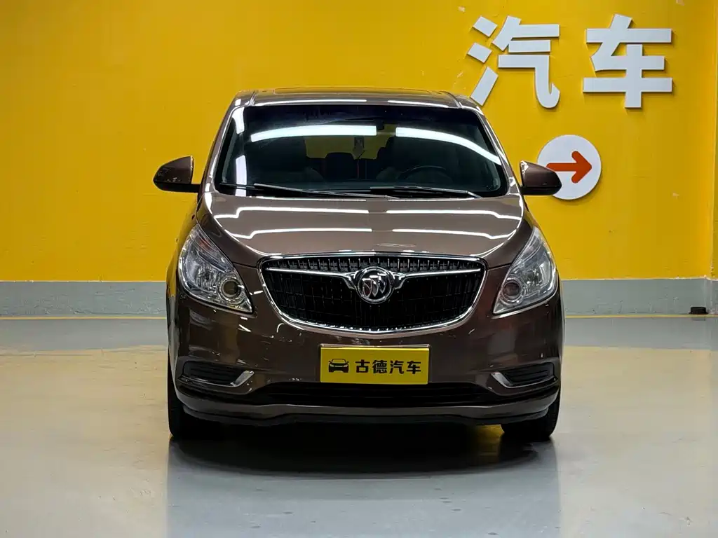 Buick GL8 — миниатюра 2