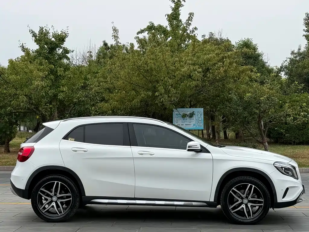 Mercedes-Benz GLA — миниатюра 4