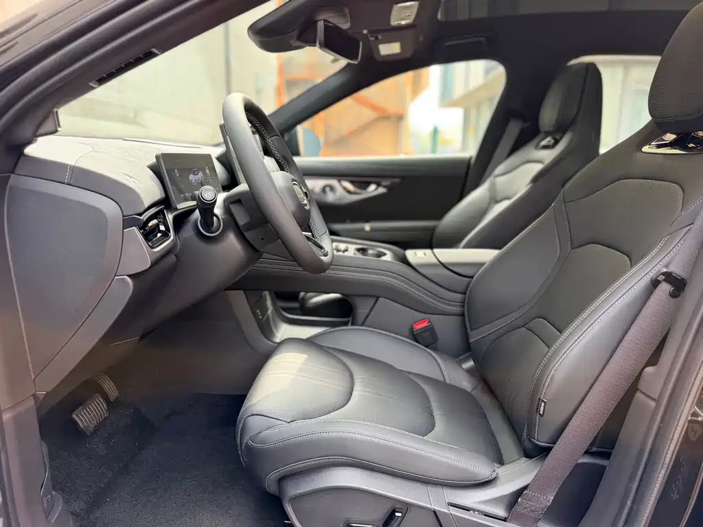 Lynk & Co 领克07GT — миниатюра 18